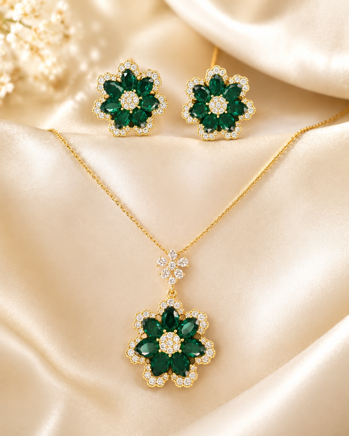 Emerald Floral Gold Jewellery Set
