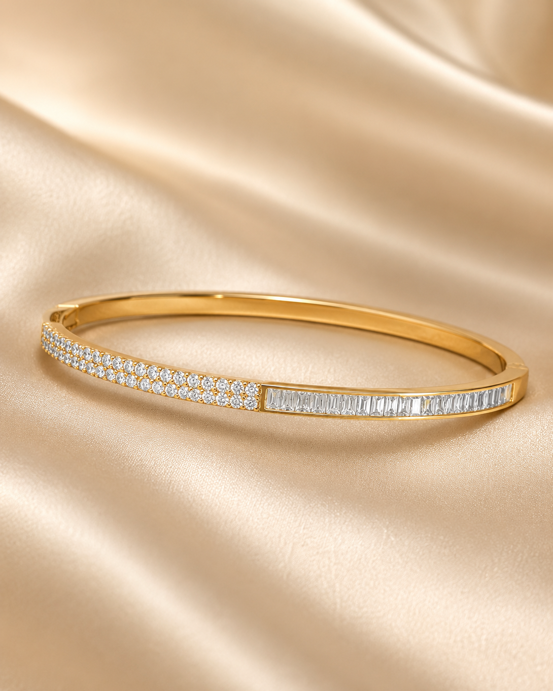 Gold Diamond-Line Bracelet