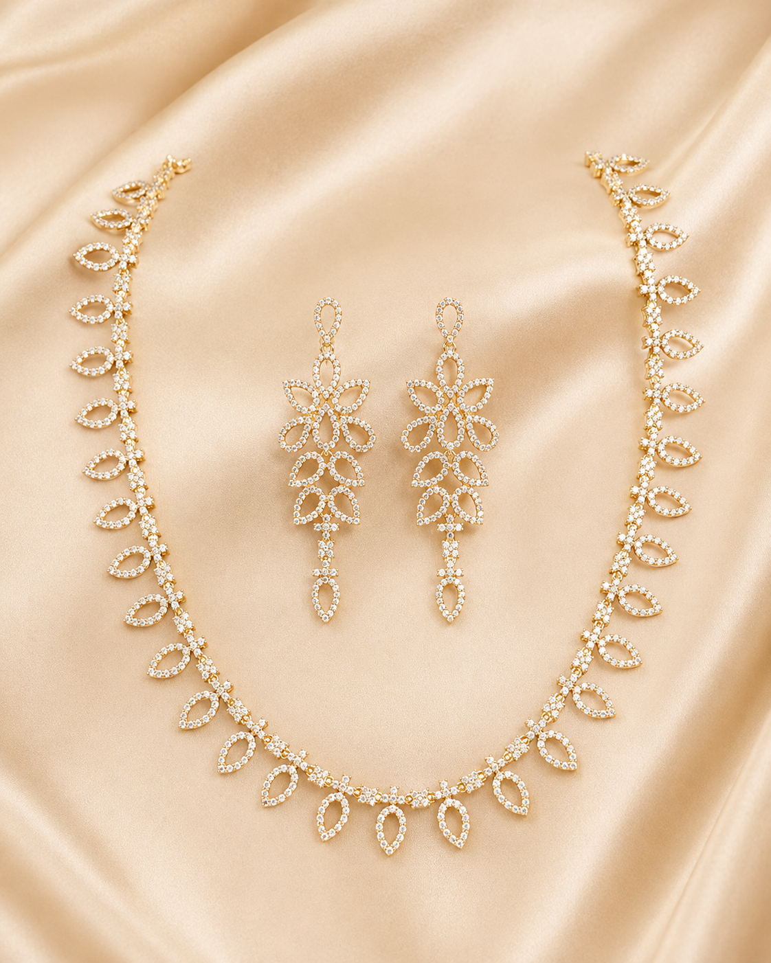 Leaf Design Necklace