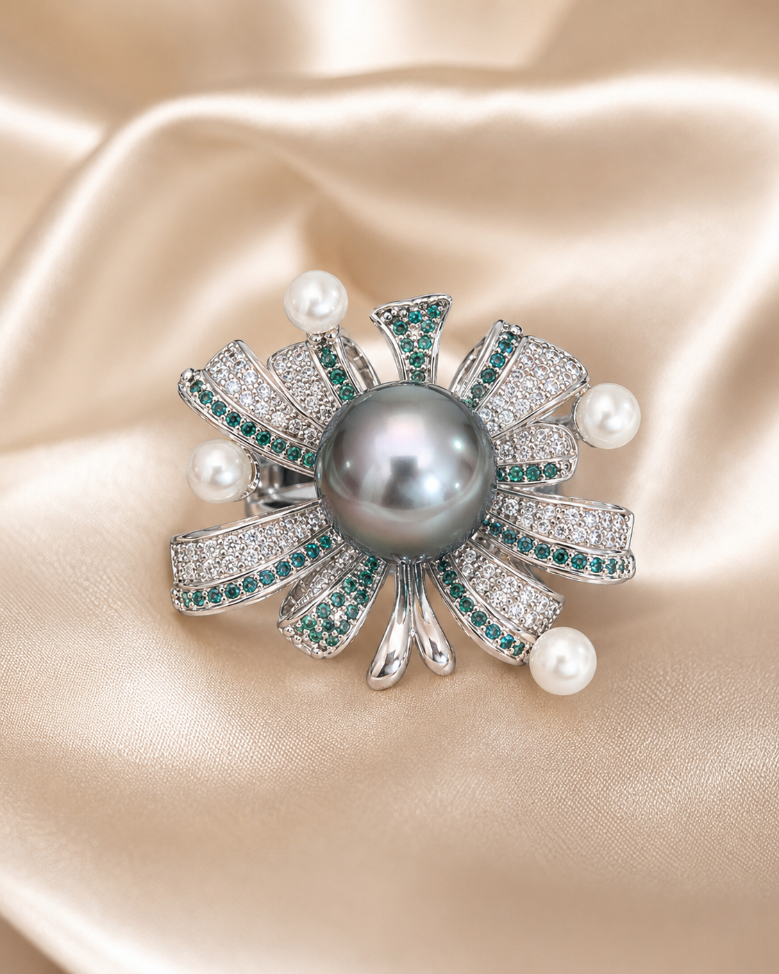 Midnight Pearl Bloom Ring